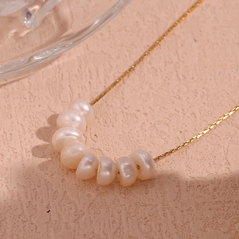 Maldives Pearl Necklace