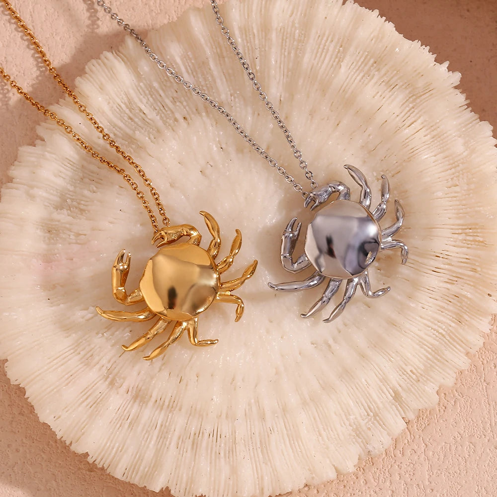 Gili Necklace