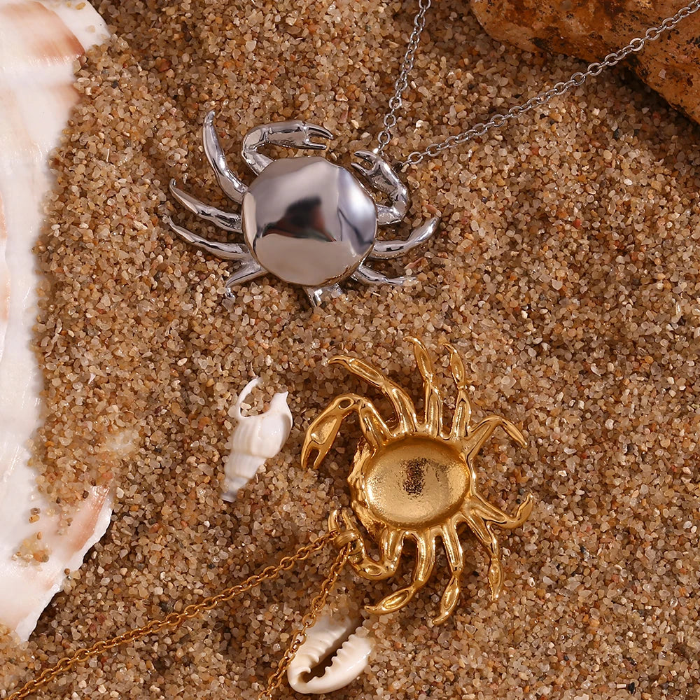 Gili Necklace