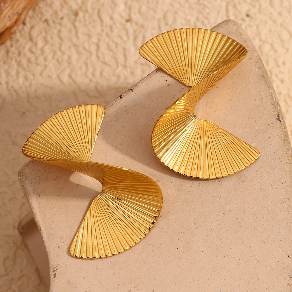 Tortola Earrings
